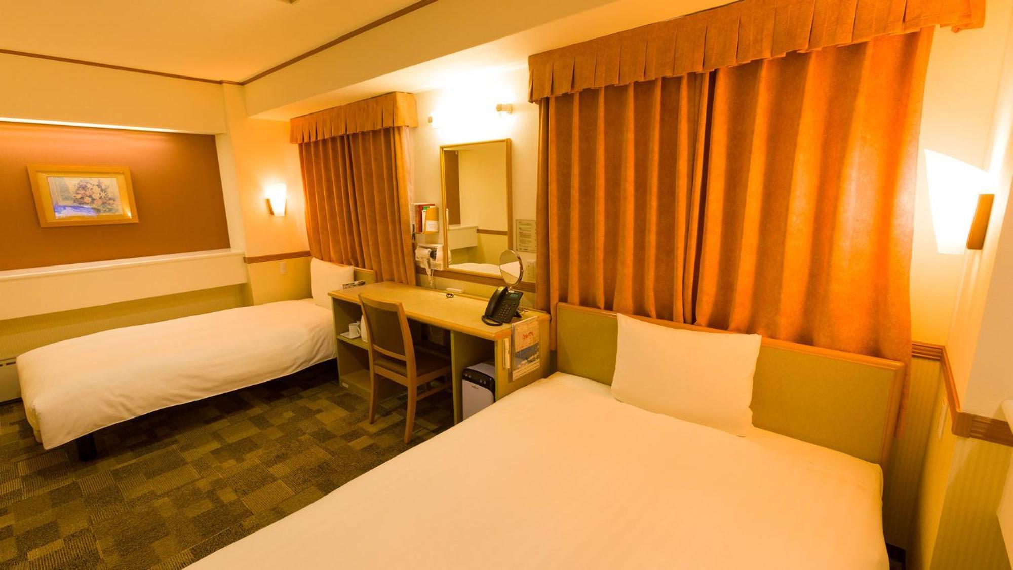Toyoko Inn Aioi Eki Shinkansen Guchi Szoba fotó