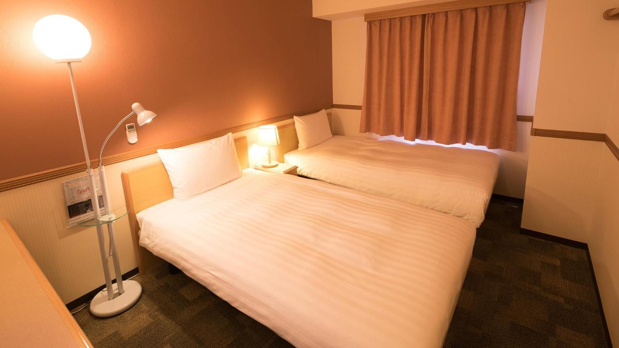 Toyoko Inn Aioi Eki Shinkansen Guchi Szoba fotó