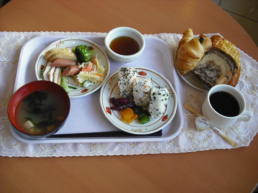 Toyoko Inn Aioi Eki Shinkansen Guchi Kültér fotó